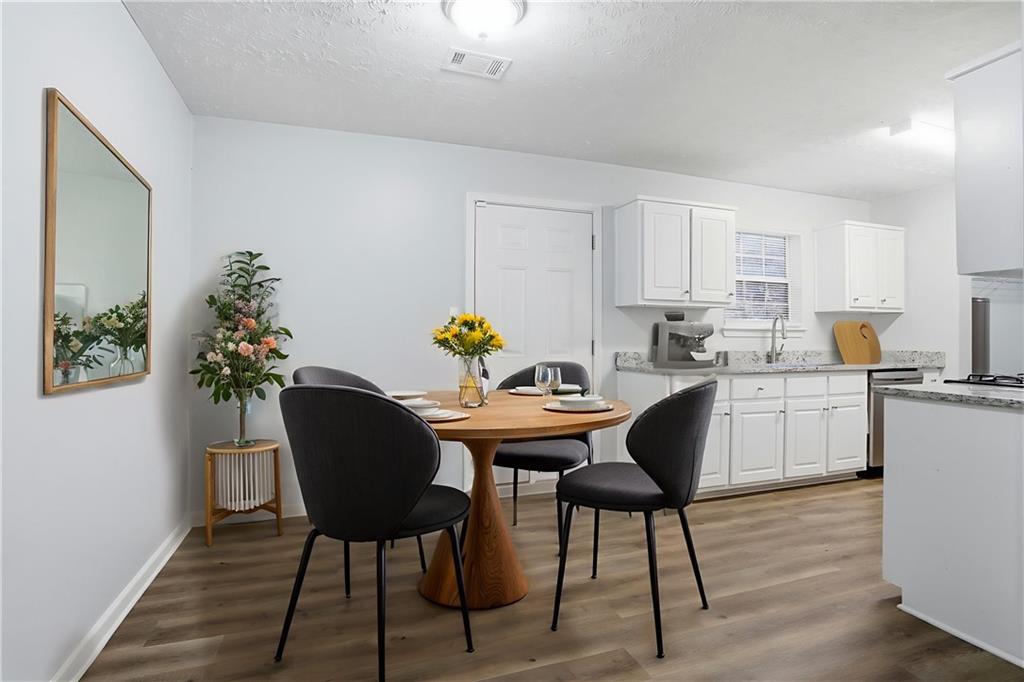 11066 Shannon Circle Hampton, GA 30228 - Photo 7 of 27