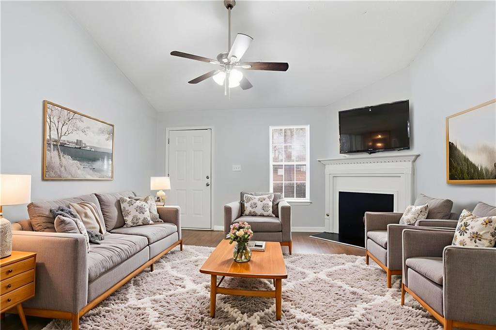 11066 Shannon Circle Hampton, GA 30228 - Photo 9 of 27