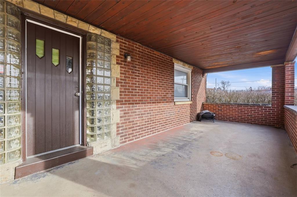 133 Whitaker Street Homestead, PA 15120 - Photo 3 of 47