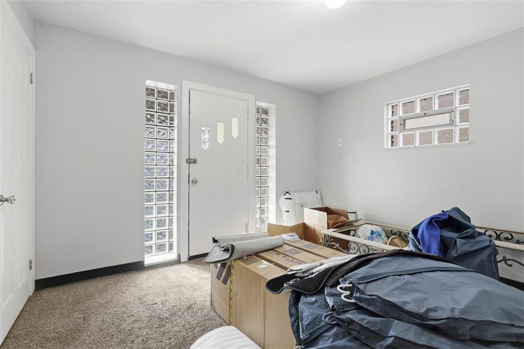 133 Whitaker Street Homestead, PA 15120 - Photo 5 of 47