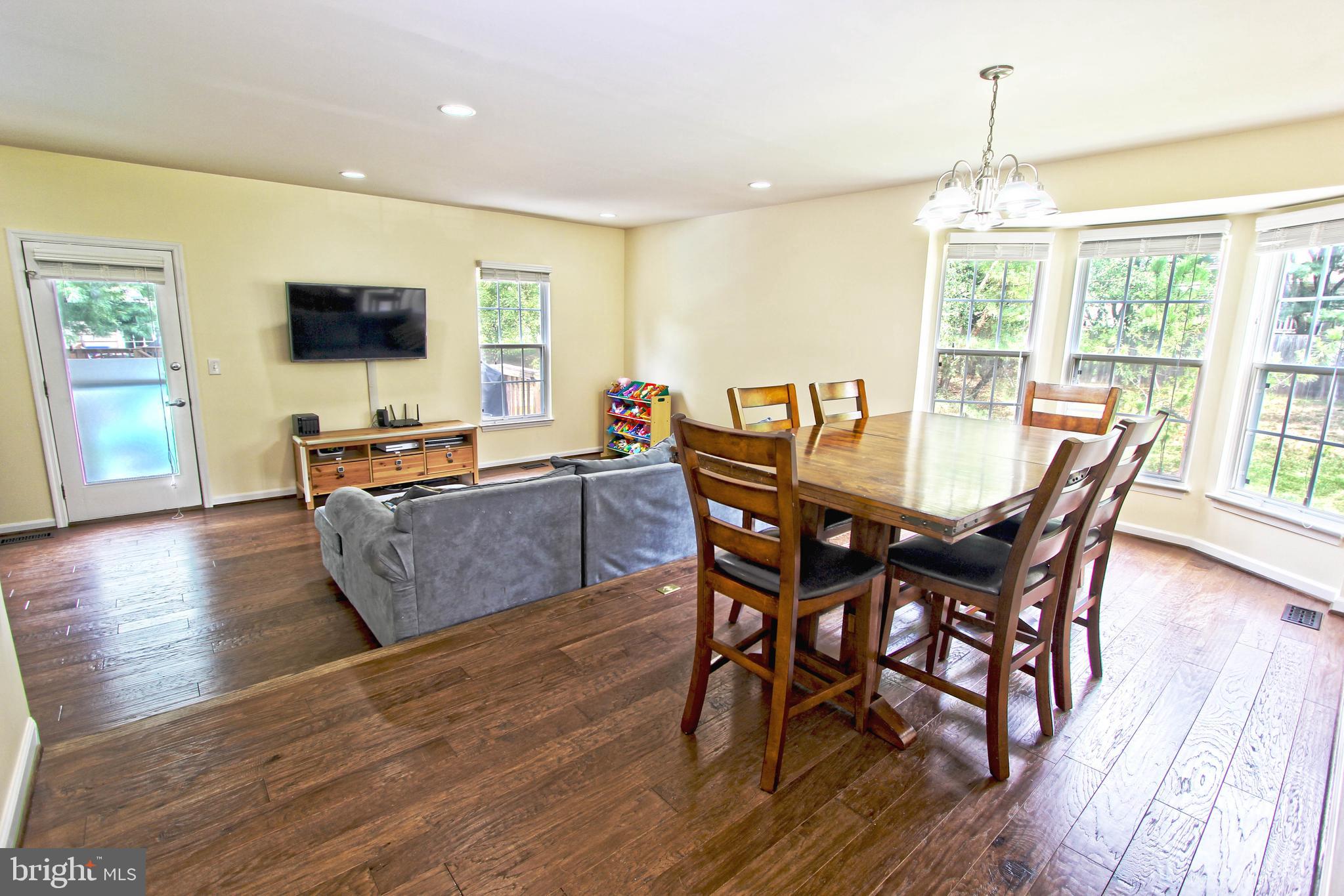 6000 Bingley Road Alexandria, VA 22315 - Photo 2 of 30