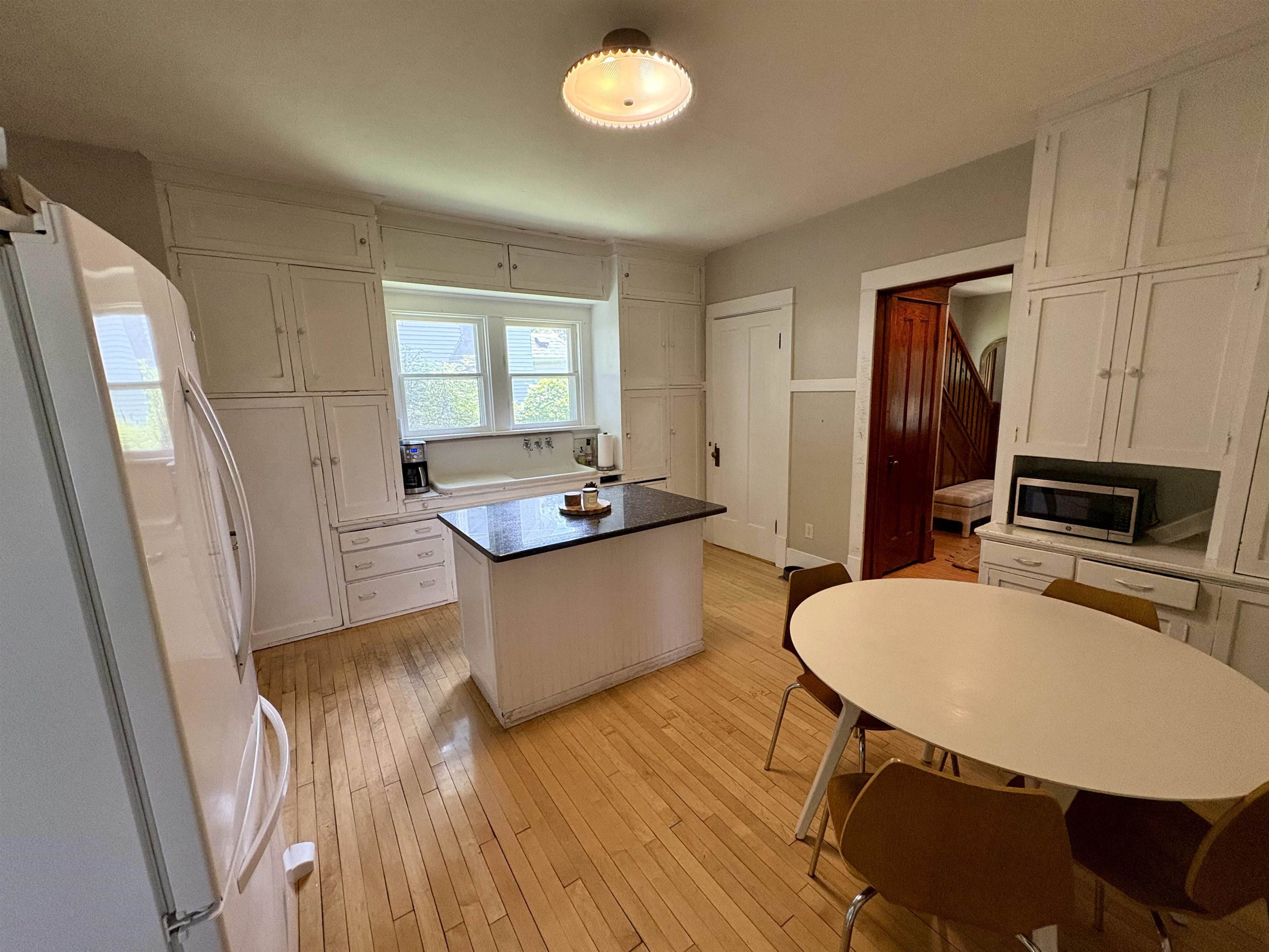 7226 Hubbard Avenue Middleton, WI 53562 - Photo 29 of 54