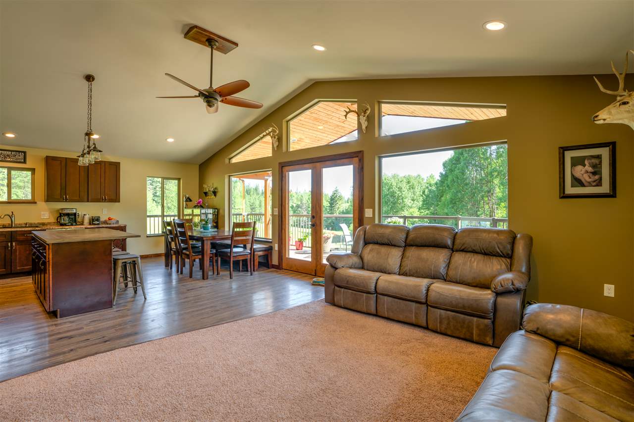 23605 North Dunn Road Chattaroy, WA 99003 - Photo 4 of 20 Gallery Image 4