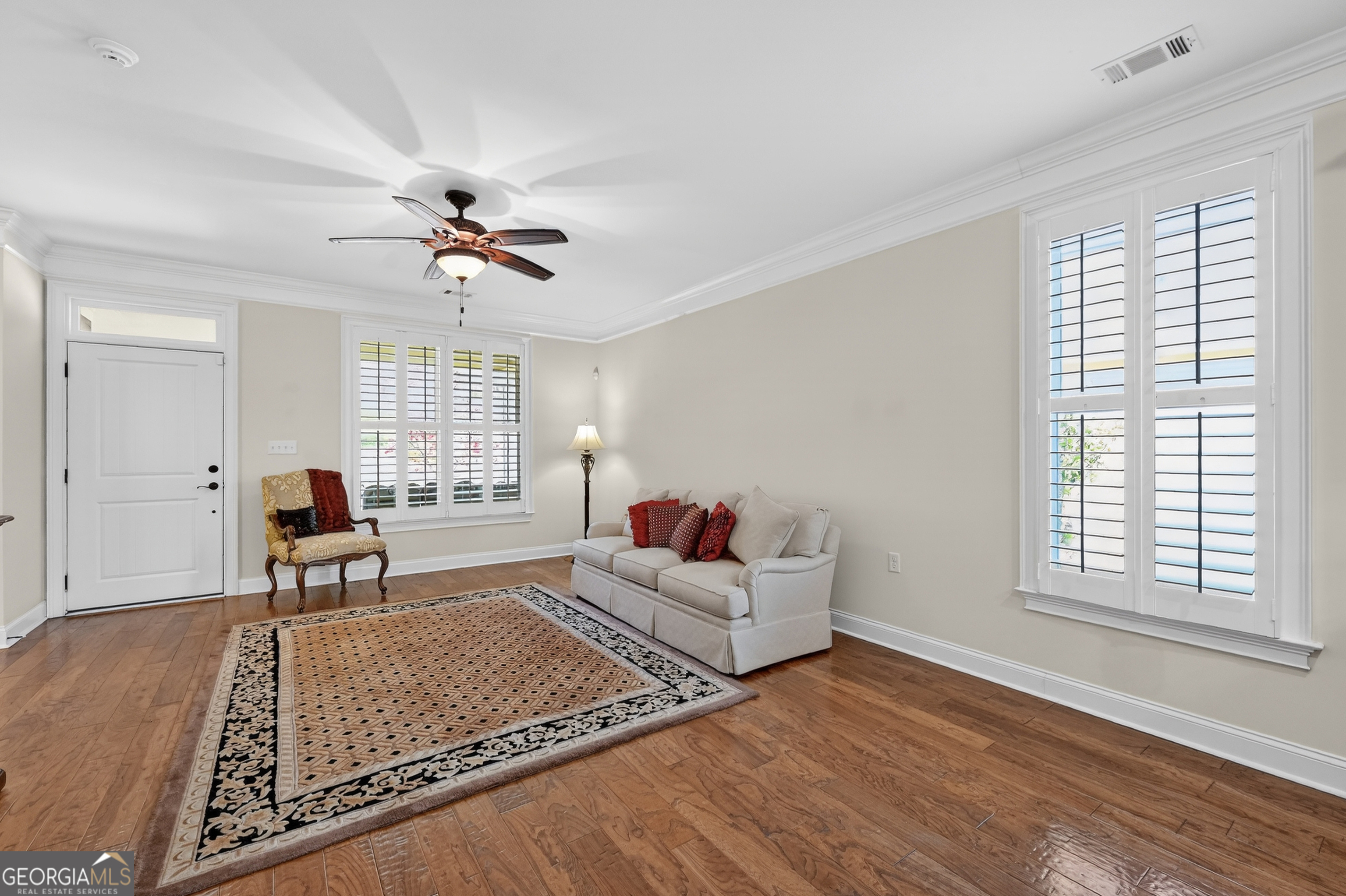 1617 Red Oak Lane Albany, GA 31701 - Photo 6 of 36 a living room with furniture and a window