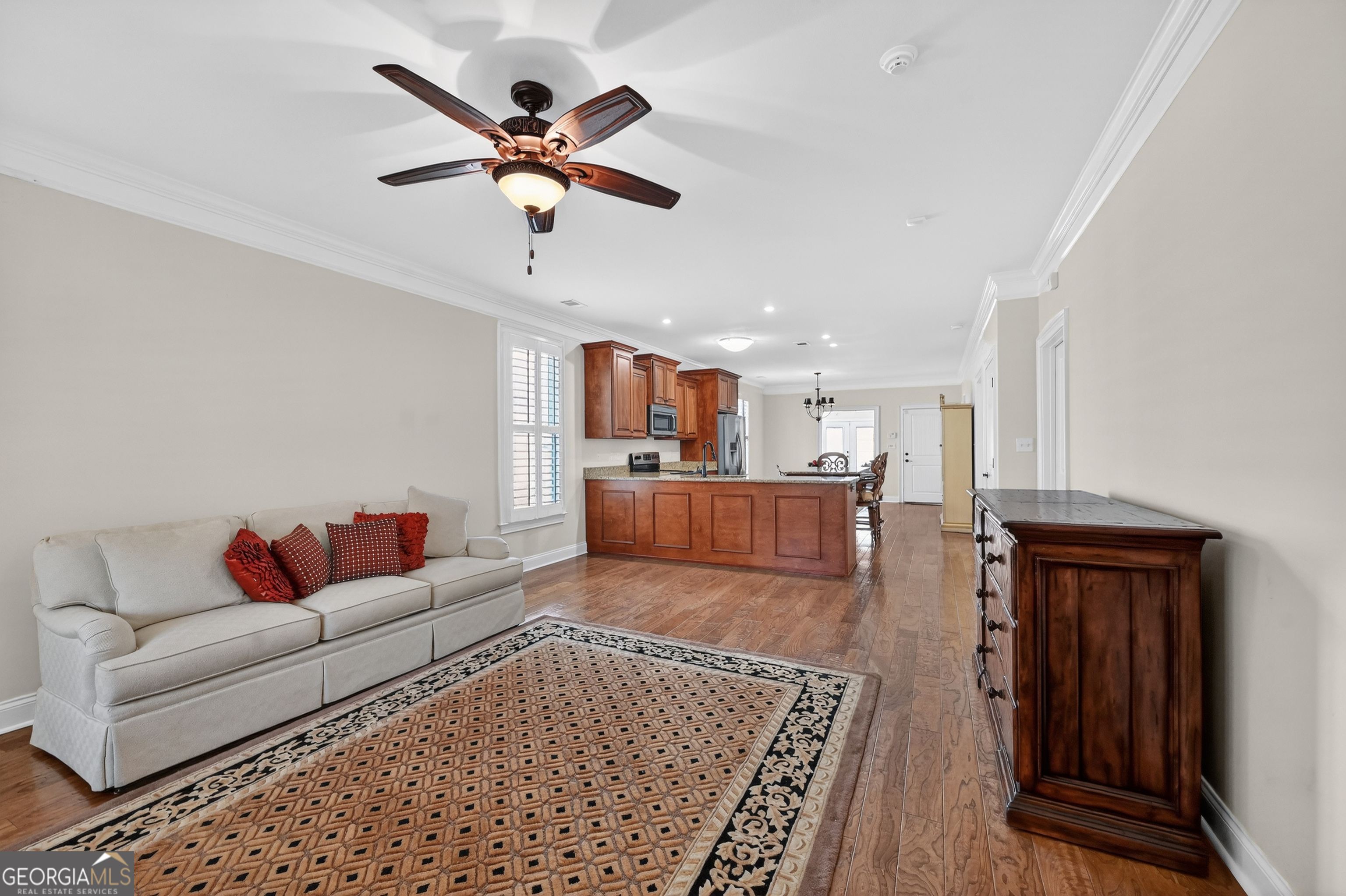 1617 Red Oak Lane Albany, GA 31701 - Photo 7 of 36 a living room with furniture and kitchen view