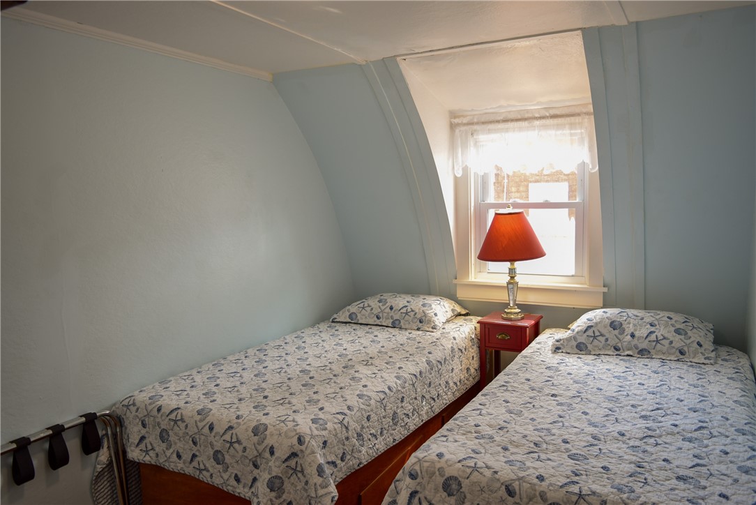44 Benson Avenue Westerly, RI 02891 - Photo 12 of 35 Bedroom 2