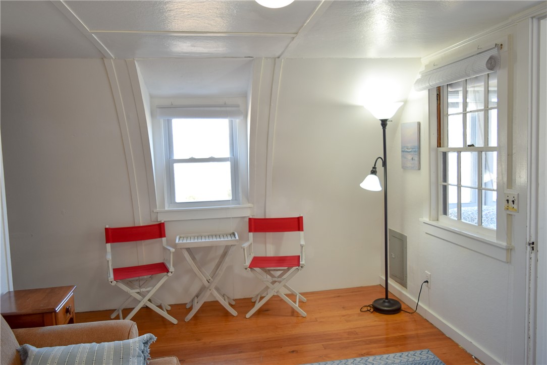 44 Benson Avenue Westerly, RI 02891 - Photo 15 of 35 Living Room