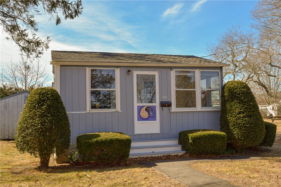 44 Benson Avenue Westerly, RI 02891 - Photo 29 of 35