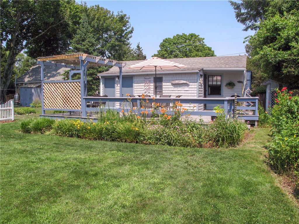 44 Benson Avenue Westerly, RI 02891 - Photo 4 of 35 Large Rear Deck