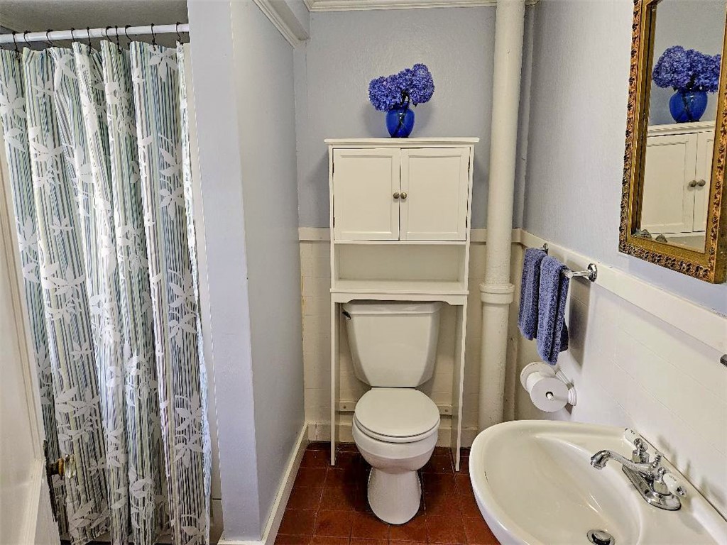 44 Benson Avenue Westerly, RI 02891 - Photo 9 of 35 Inside Full Bath w/Shwr