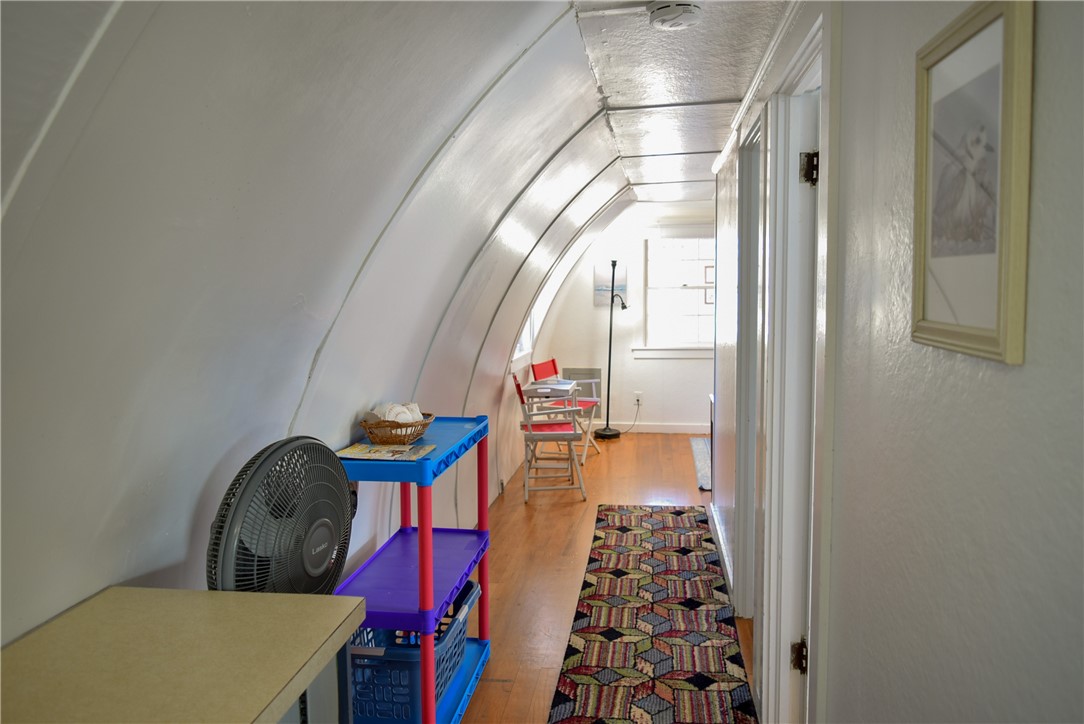 44 Benson Avenue Westerly, RI 02891 - Photo 10 of 35