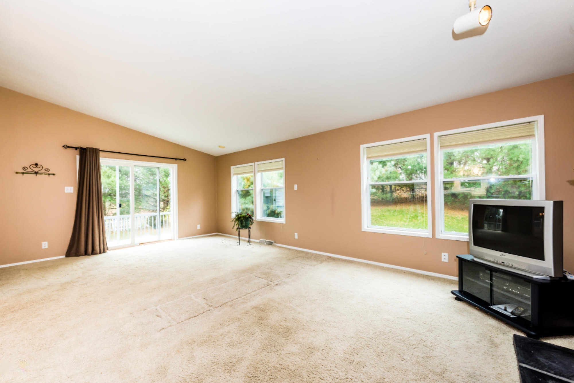 9645 Garr Road Berrien Springs, MI 49103 - Photo 6 of 31 Garr-106