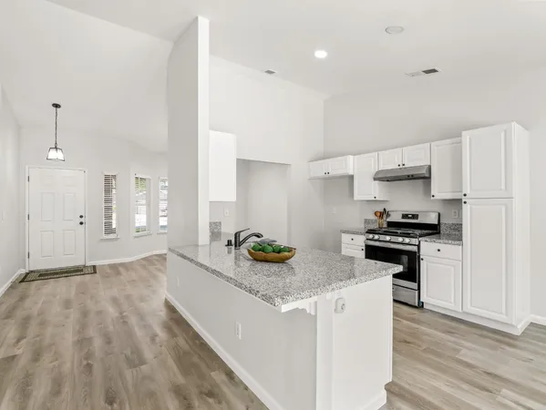 $420,000 | 390 Tucker Avenue, Sanger, CA 93657
