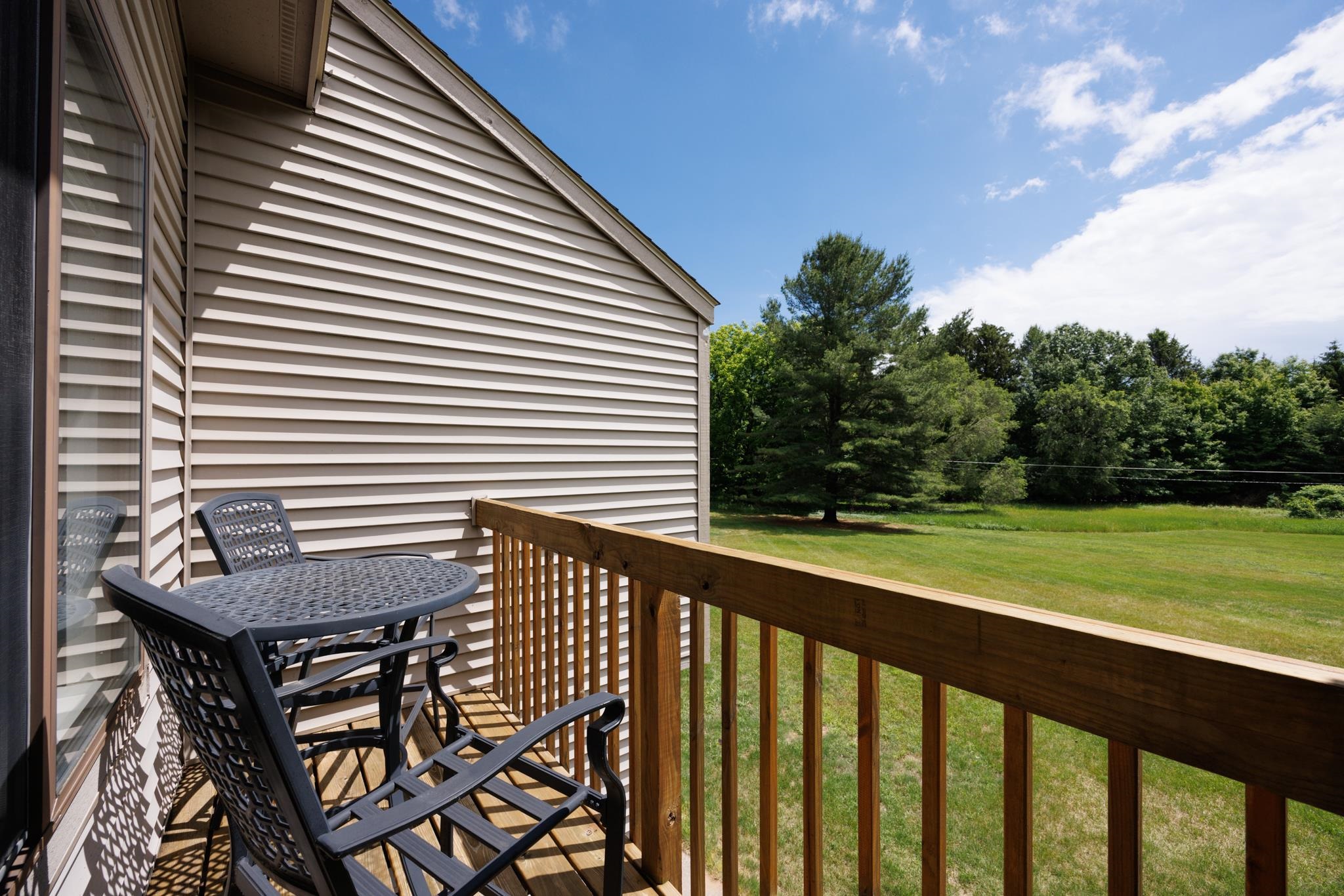 11255 East Fort Road, Unit E2 Suttons Bay, MI 49682 - Photo 15 of 49