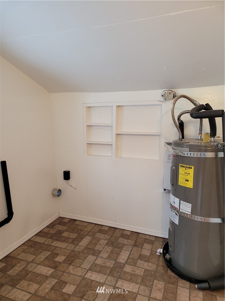 1907 Harding Road Aberdeen, WA 98520 - Photo 18 of 29 Gallery Image 18