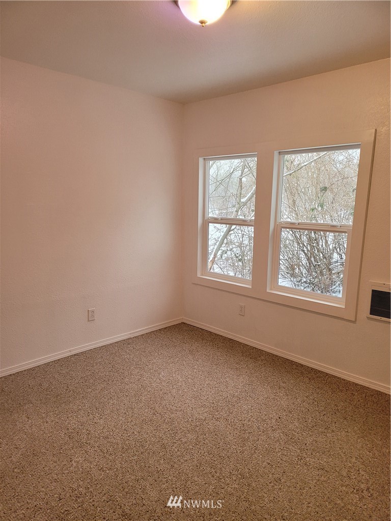 1907 Harding Road Aberdeen, WA 98520 - Photo 22 of 29 Gallery Image 22