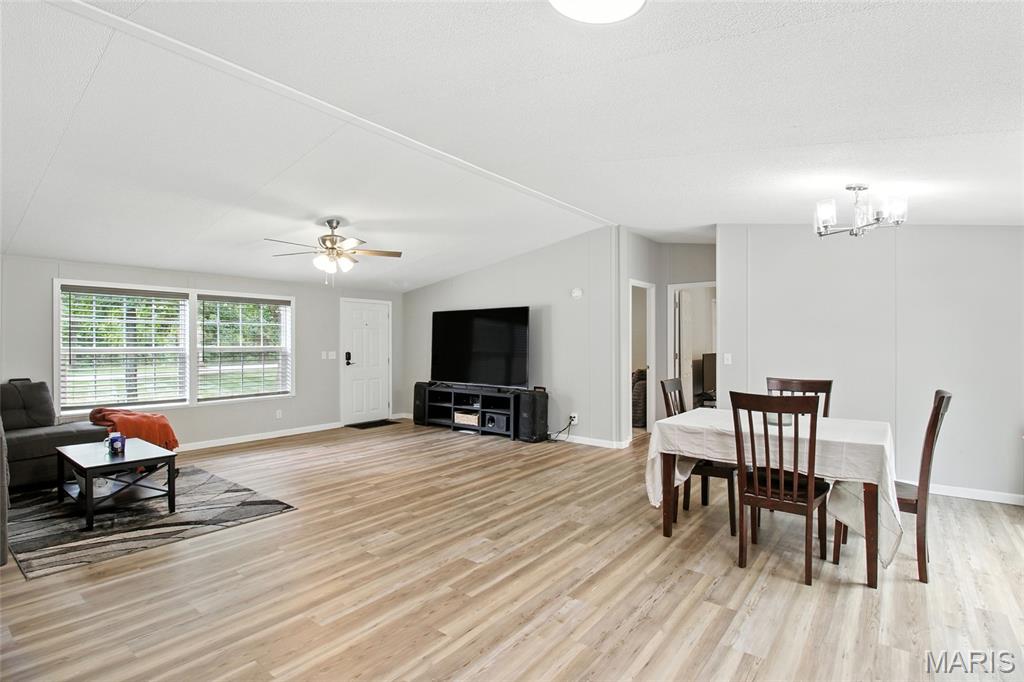 6252 Charter Church Road Festus, MO 63028 - Photo 9 of 30