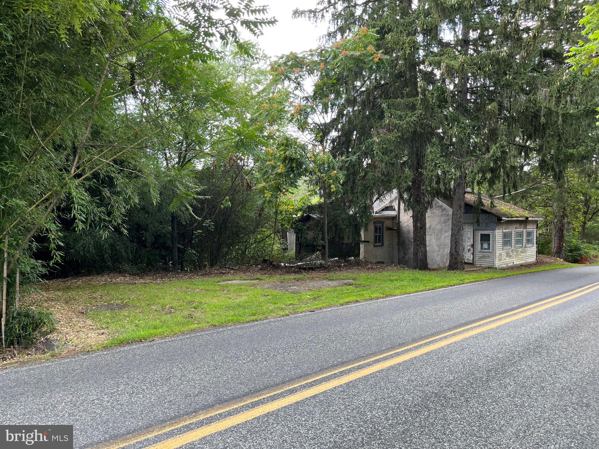 136 Hill Road Barto, PA 19504 - Photo 17 of 34