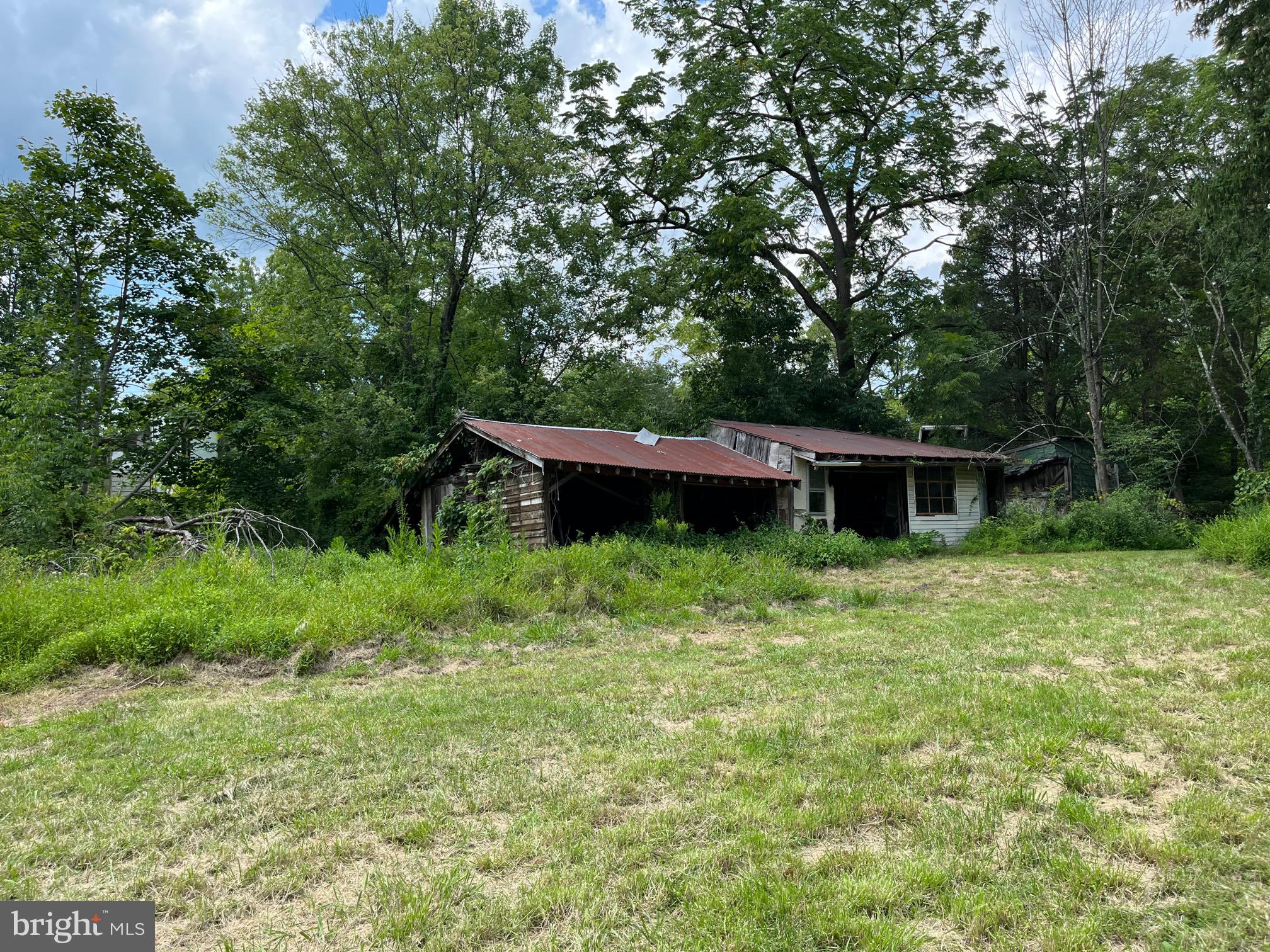 136 Hill Road Barto, PA 19504 - Photo 31 of 34