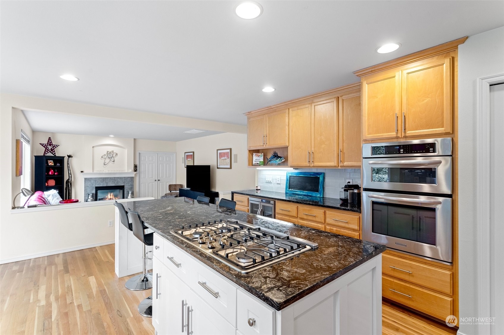 19107 29th Avenue Southeast Bothell, WA 98012 - Photo 11 of 31 Gallery Image 11