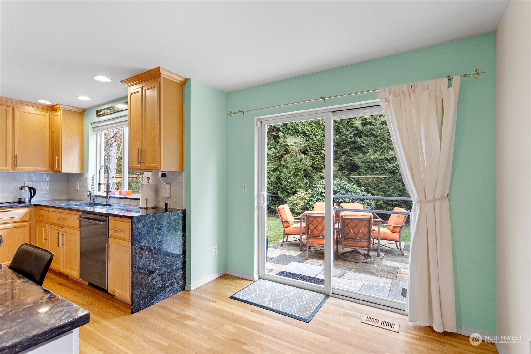 19107 29th Avenue Southeast Bothell, WA 98012 - Photo 12 of 31 Gallery Image 12