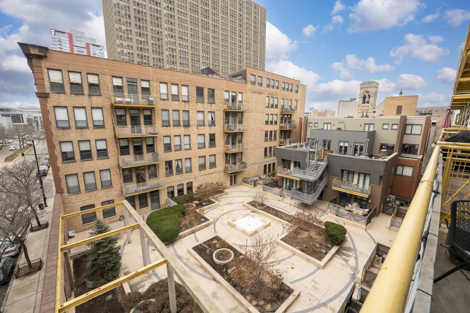 1910 South Indiana Avenue, Unit 421 Chicago, IL 60616 - Photo 22 of 28 a view of a building with many windows