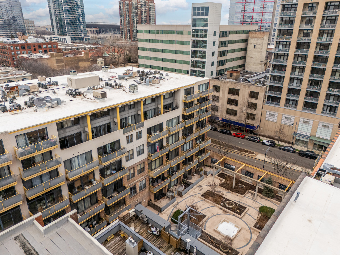 1910 South Indiana Avenue, Unit 421 Chicago, IL 60616 - Photo 28 of 28 a view of a building with a street