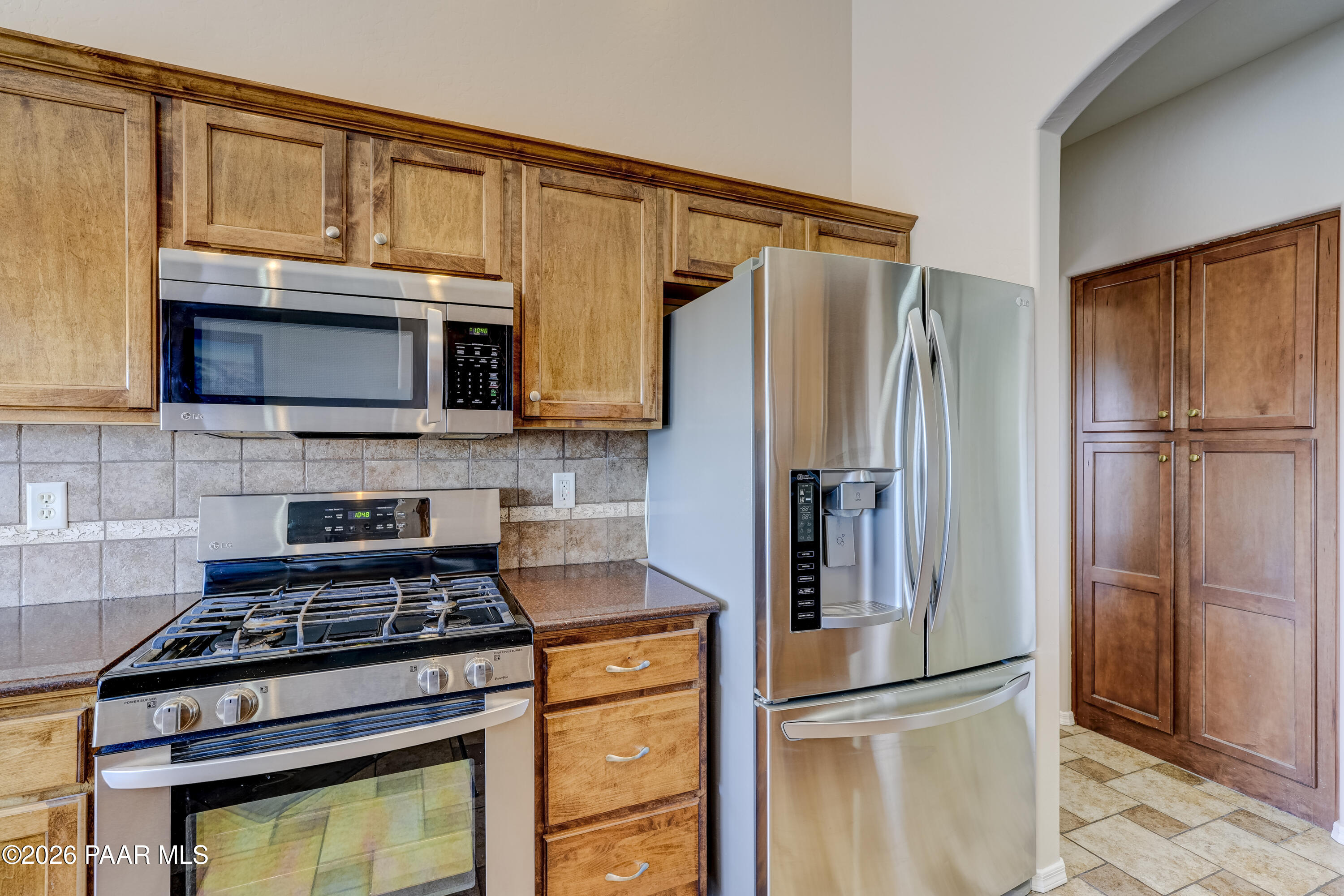 4457 Harwick Road Prescott Valley, AZ 86314 - Photo 18 of 46 Kitchen 4