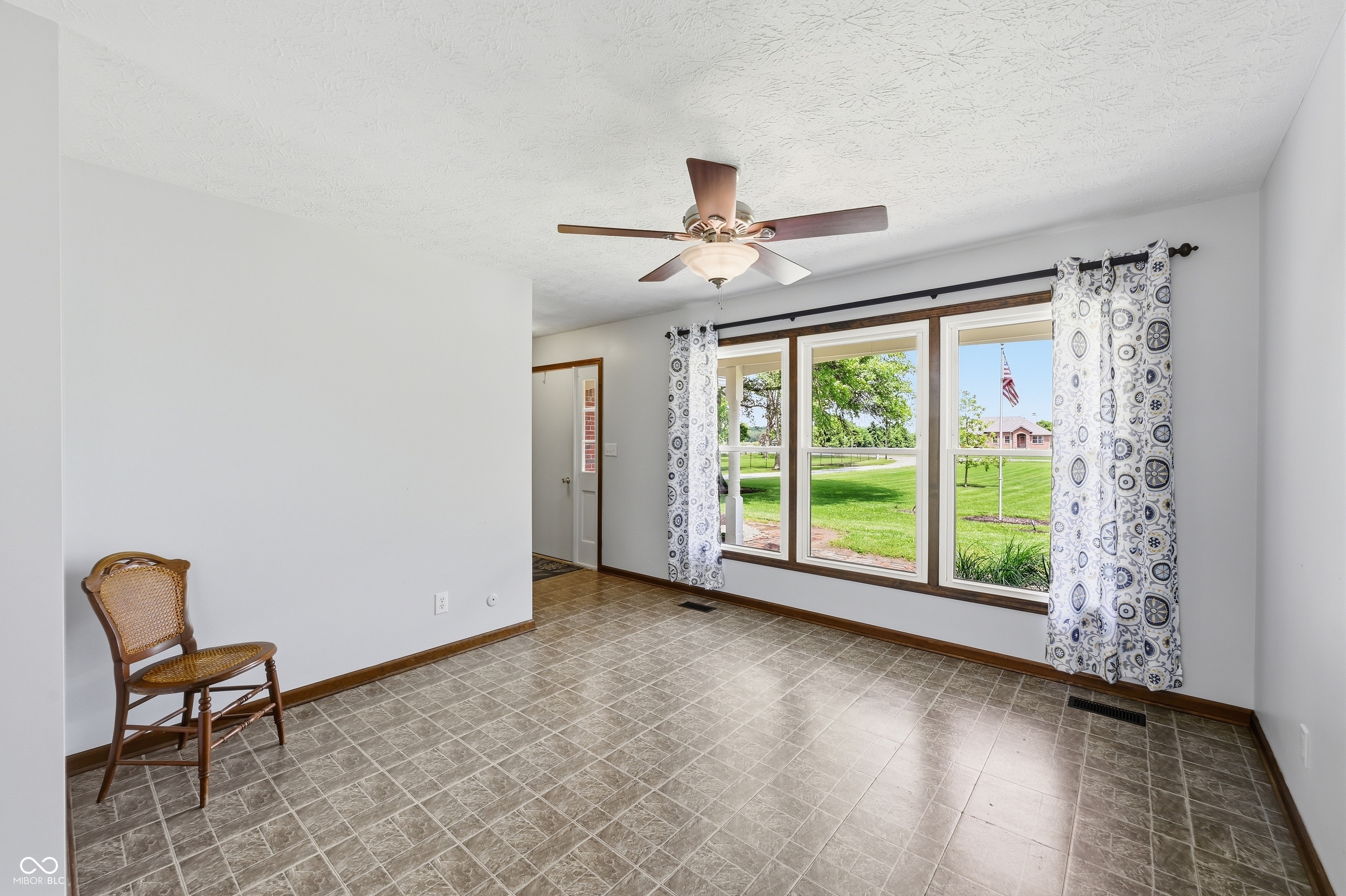 9557 Shelbyville Road Indianapolis, IN 46259 - Photo 14 of 46