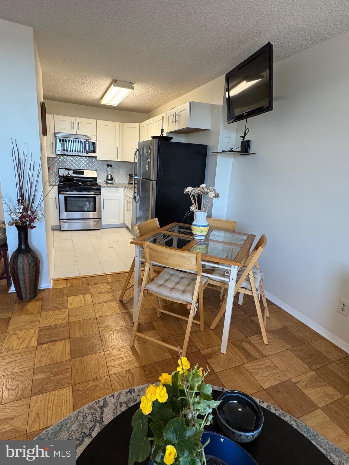 5225 Pooks Hill Road, Unit 1717N Bethesda, MD 20814 - Photo 26 of 74