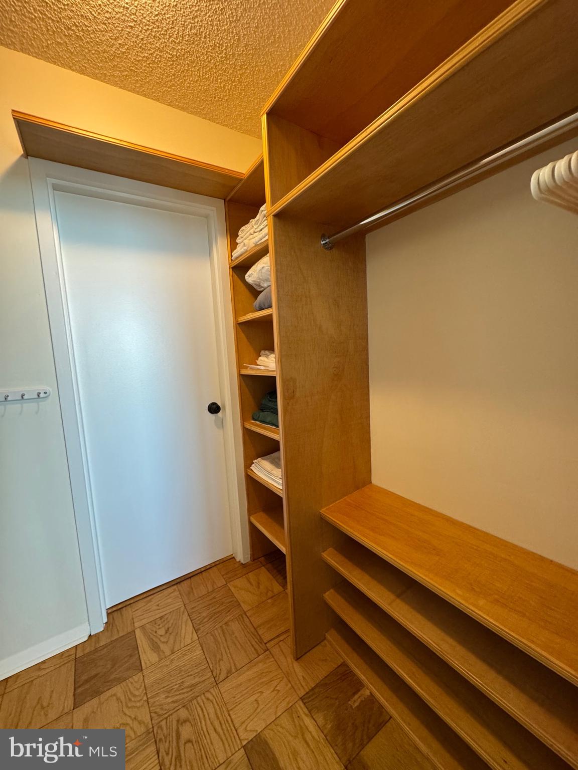 5225 Pooks Hill Road, Unit 1717N Bethesda, MD 20814 - Photo 30 of 74 WALK-IN CLOSET