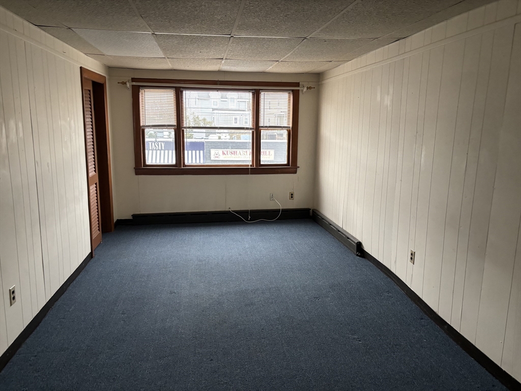 324 Boston Avenue, Unit 2L Medford, MA 02155 - Photo 3 of 4 an empty room with a window