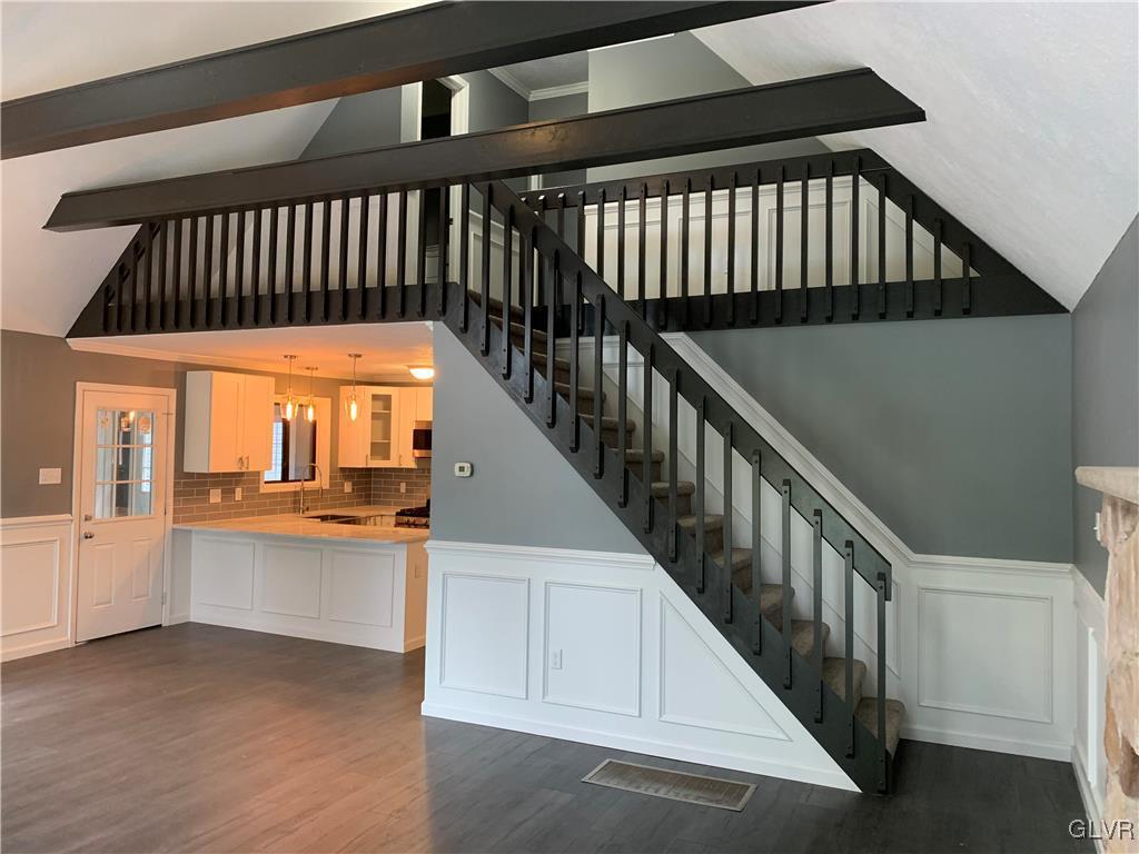 171 Anna Road Pocono Lake, PA 18347 - Photo 6 of 50