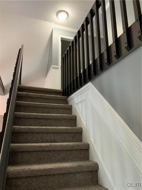 171 Anna Road Pocono Lake, PA 18347 - Photo 8 of 50