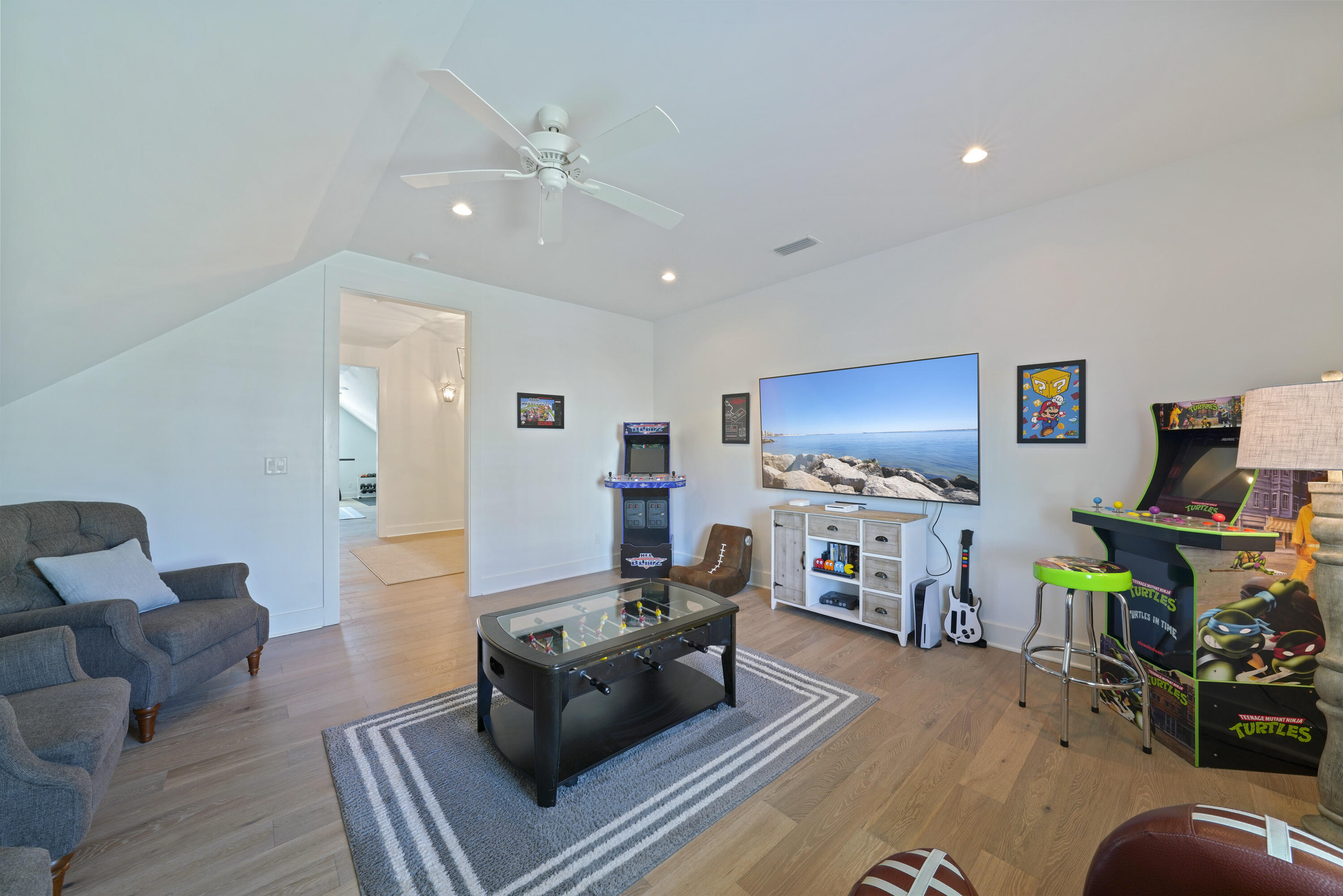 76 Tanglewood Drive Santa Rosa Beach, FL 32459 - Photo 37 of 94 a living room with furniture and a flat screen tv
