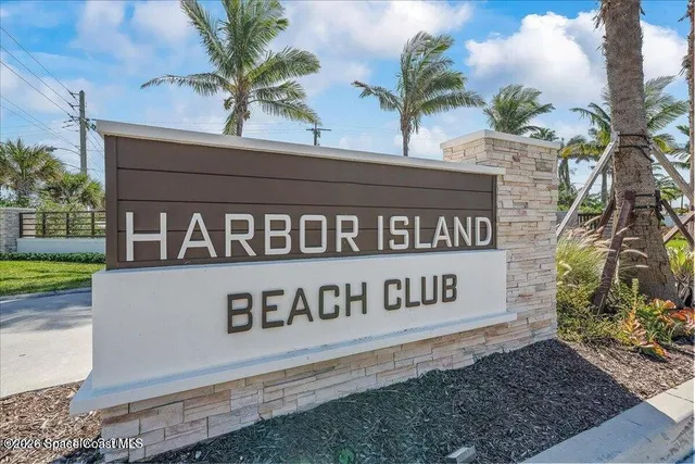 $1,100,000 | 205 Strand Drive, Unit 305, Melbourne Beach, FL 32951