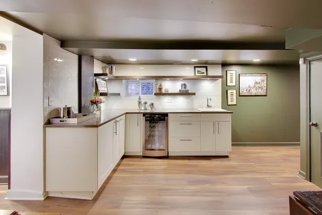 $1,295,000 | 1524 West Nelson Street, Chicago, IL 60657