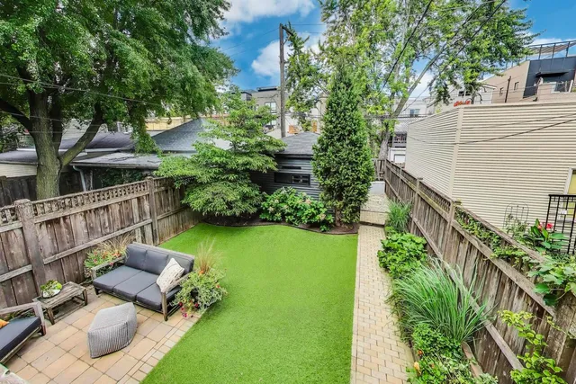 $1,295,000 | 1524 West Nelson Street, Chicago, IL 60657