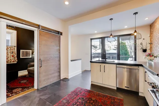 $1,295,000 | 1524 West Nelson Street, Chicago, IL 60657