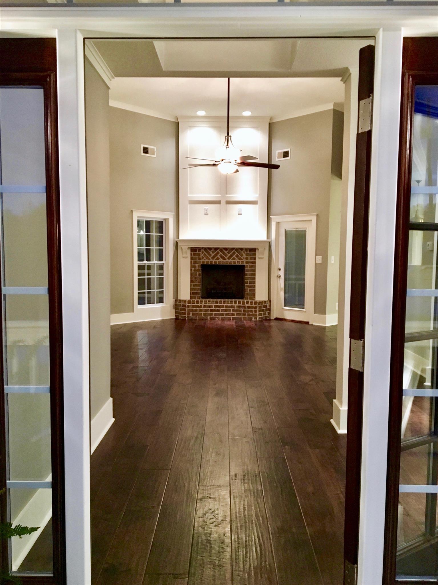 2055 Ferry Road Clarksville, TN 37040 - Photo 4 of 30 Gallery Image 4