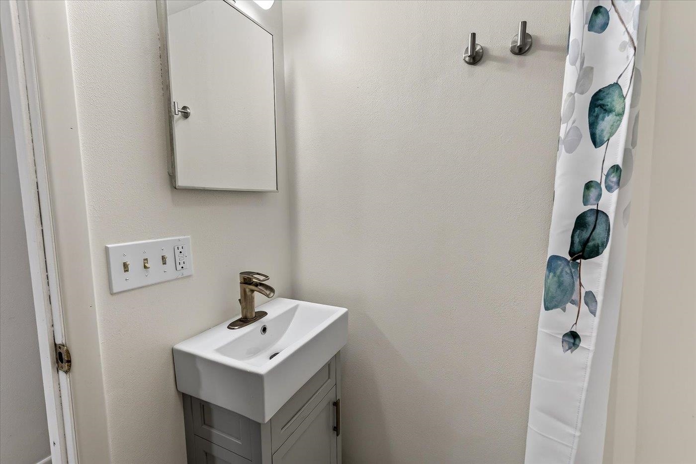 5405 Brody Drive Madison, WI 53705 - Photo 34 of 41