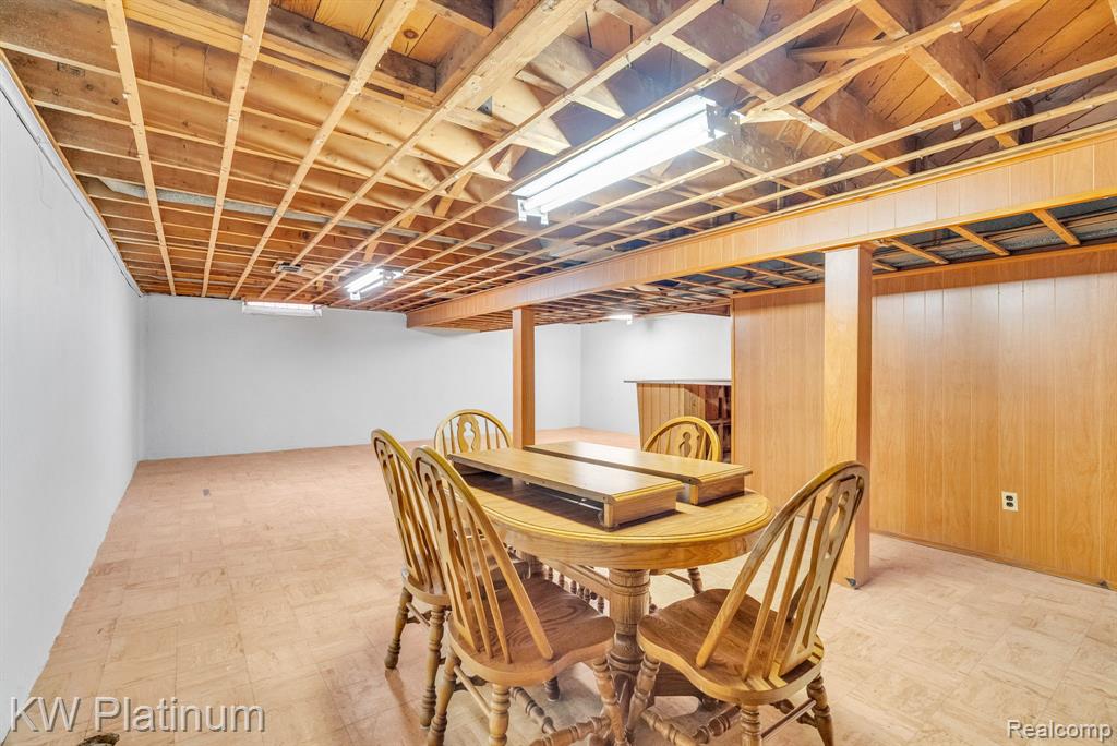 32357 Kelly Road Fraser, MI 48026 - Photo 20 of 27