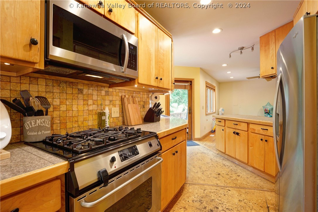 1599 Connell Road Charleston, WV 25314 - Photo 16 of 46 Gallery Image 16