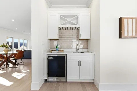 $2,099,000 | 24 Mount Zion Road, Melrose, MA 02176