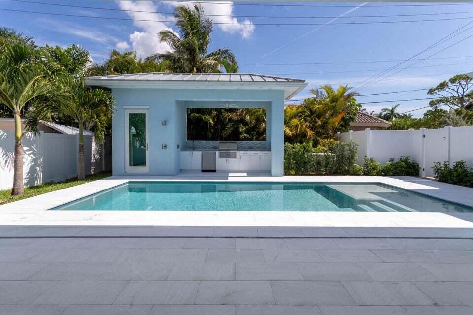 499 Northeast 6th Street Boca Raton, FL 33432 - Photo 32 of 37 32