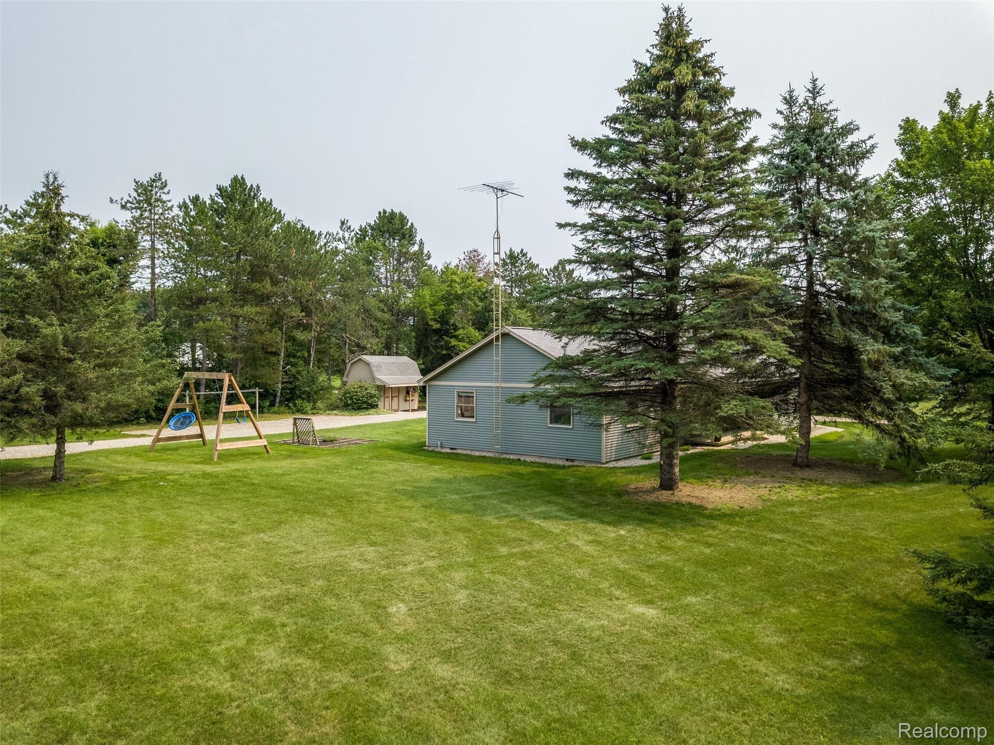 3787 Hooker Road Pinckney, MI 48169 - Photo 42 of 55 Drone5.jpg