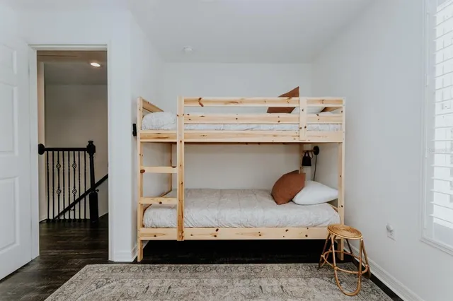 $715,000 | 2472 Temple Street, Sarasota, FL 34239