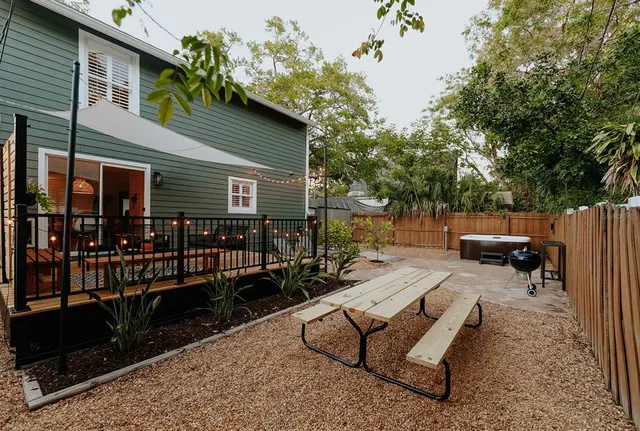 $715,000 | 2472 Temple Street, Sarasota, FL 34239