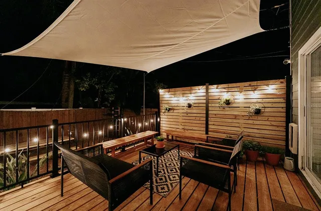 $715,000 | 2472 Temple Street, Sarasota, FL 34239