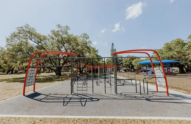 $715,000 | 2472 Temple Street, Sarasota, FL 34239